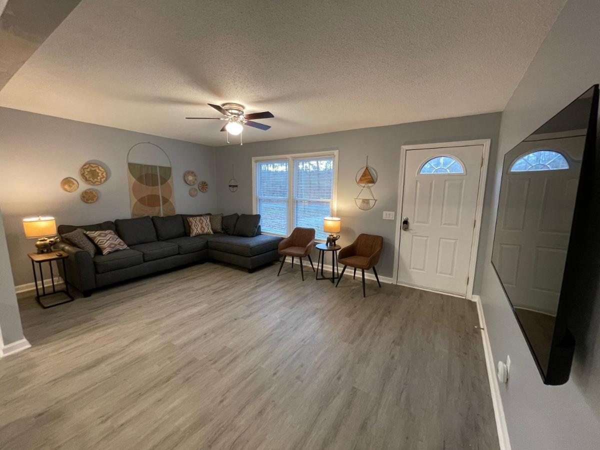 Remodeled Cottage With Sunroom Manchester Eksteriør billede